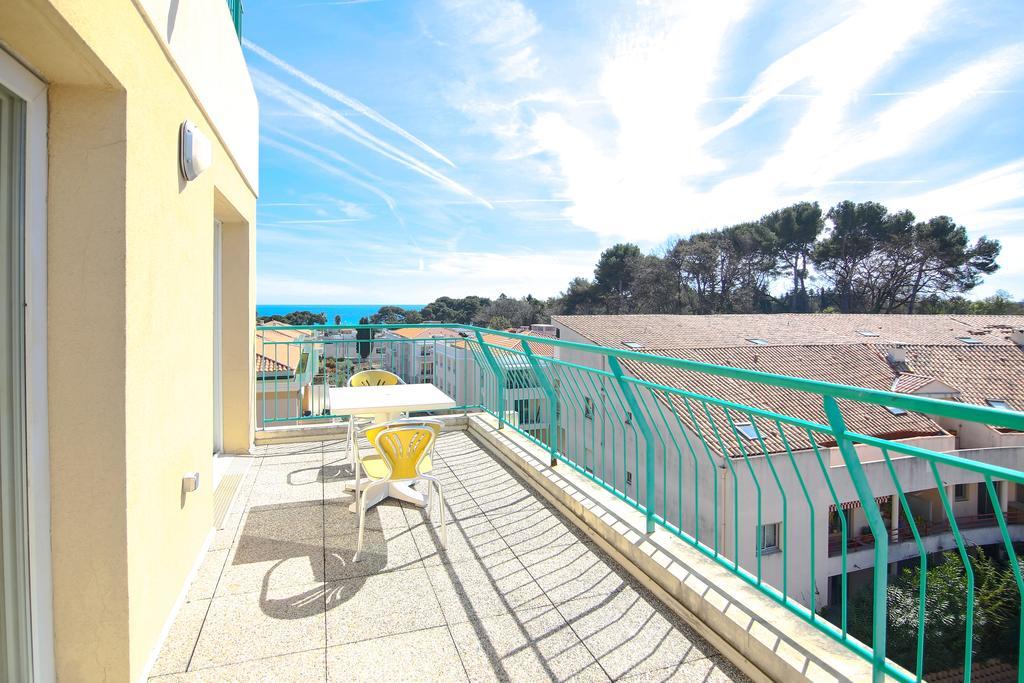 Inter-Hotel Sea Side Park Вильнёв-Лубе Экстерьер фото