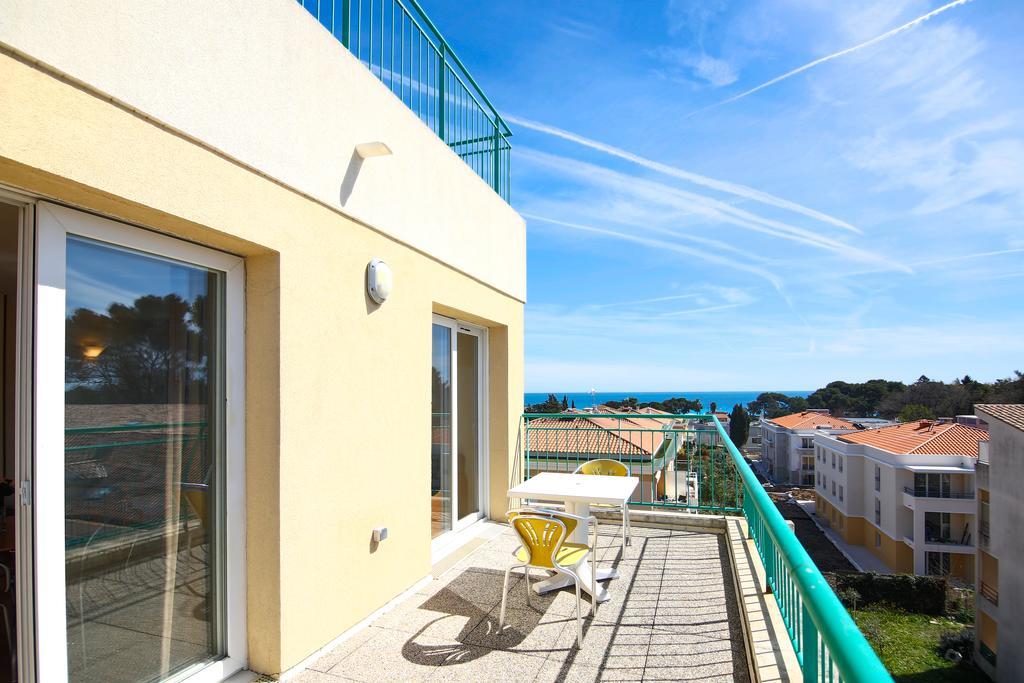 Inter-Hotel Sea Side Park Вильнёв-Лубе Экстерьер фото