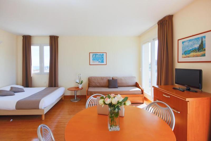Inter-Hotel Sea Side Park Вильнёв-Лубе Экстерьер фото