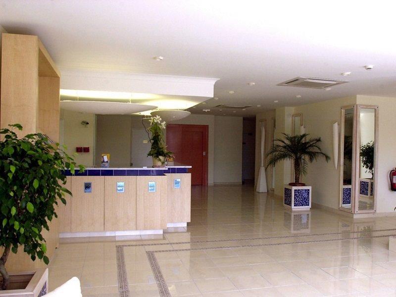 Inter-Hotel Sea Side Park Вильнёв-Лубе Интерьер фото